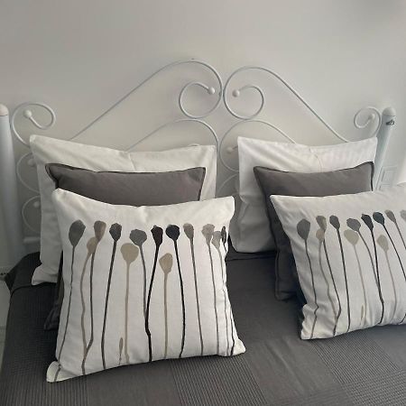 Lux Apartment Studio Berehove  Ngoại thất bức ảnh
