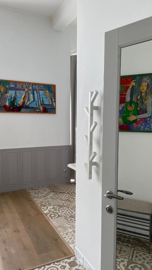 Lux Apartment Studio Berehove  Ngoại thất bức ảnh