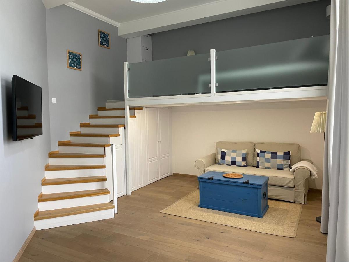 Lux Apartment Studio Berehove  Ngoại thất bức ảnh